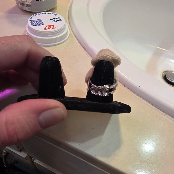 Plush Bear with Crystal Gem - Picture 3 of 16